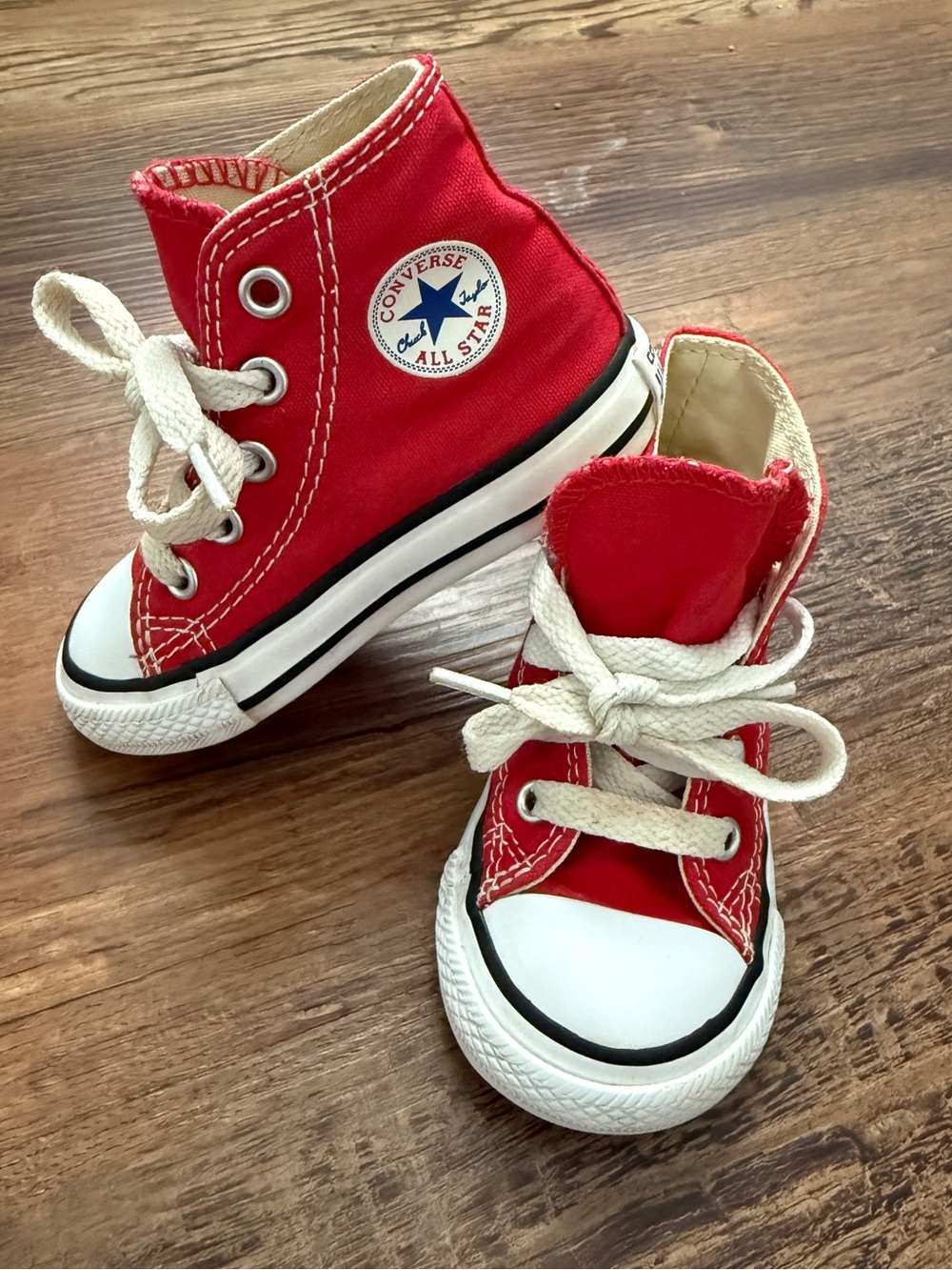 Toddler Red Converse Chuck Taylor High-Top Sneakers - size 5